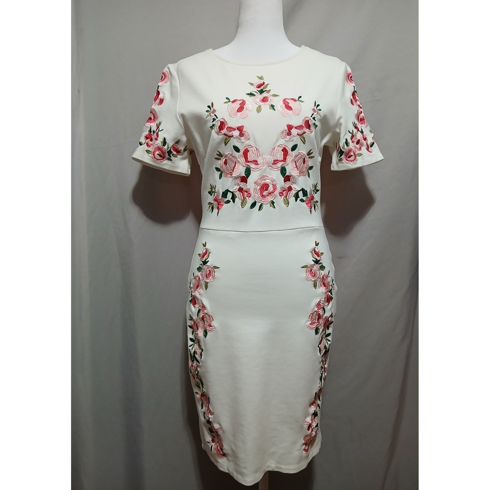 Ave Rara White Floral Embroidered Sheath Dress Short Sleeve Size 40